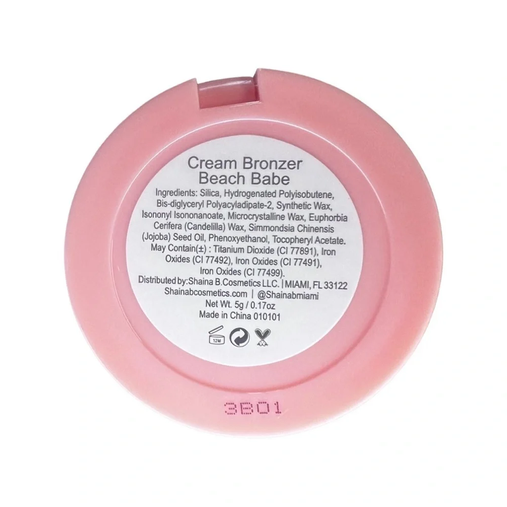 CREAM BRONZER IN BEACH BABE A flawless sun-kissed finish, your go-to companion.‍